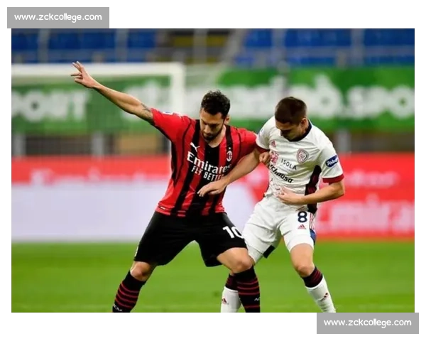 阿莱格里亲定莱奥为米兰新核：战术特权与领袖责任并重