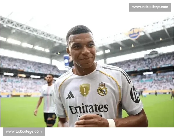 皇马寻姆巴佩替补遇挫,贡萨洛凭世俱杯表现锁定留队资格