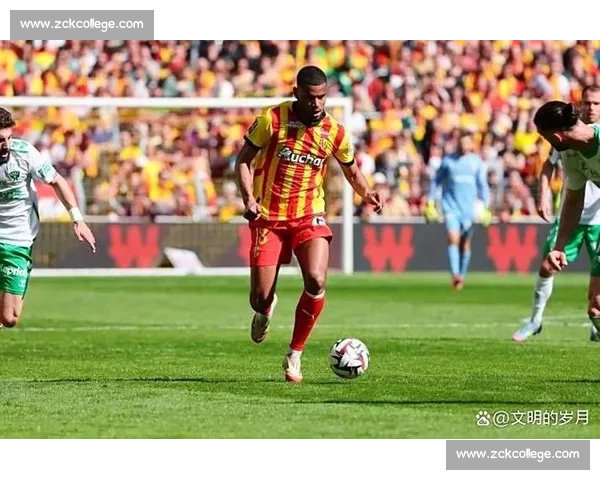 国米敲定 2600 万欧签约法国锋线新星 罗马诺官宣未来十年核心架构