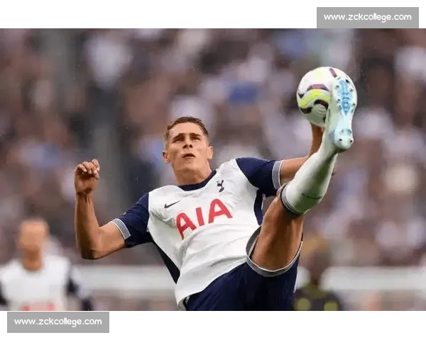 热刺 5000 万镑试水库杜斯，西汉姆联点燃 8500 万英镑竞价战火